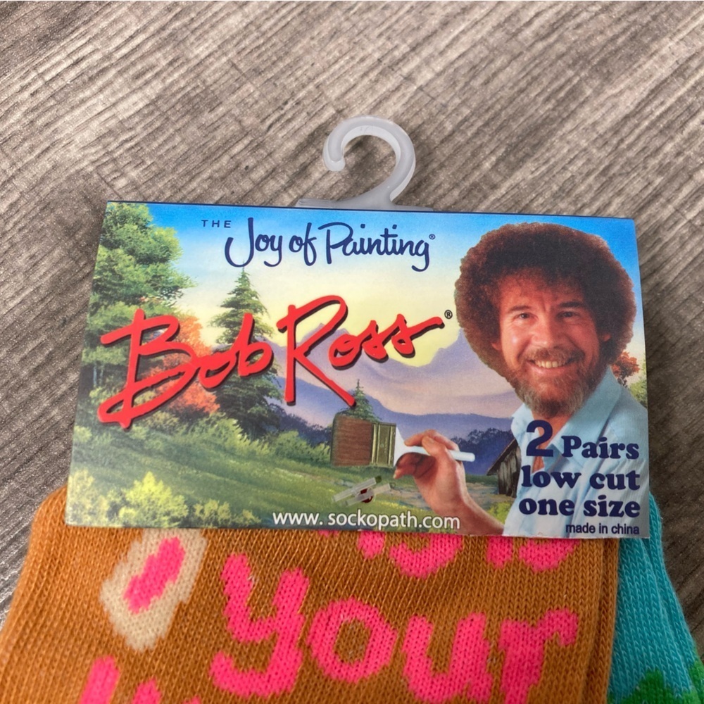 2 Pairs Bob Ross The Joy Of Painting Fuzzy Hair Novelty Socks NWT - Picture 2 of 6